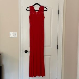 Red gown size M